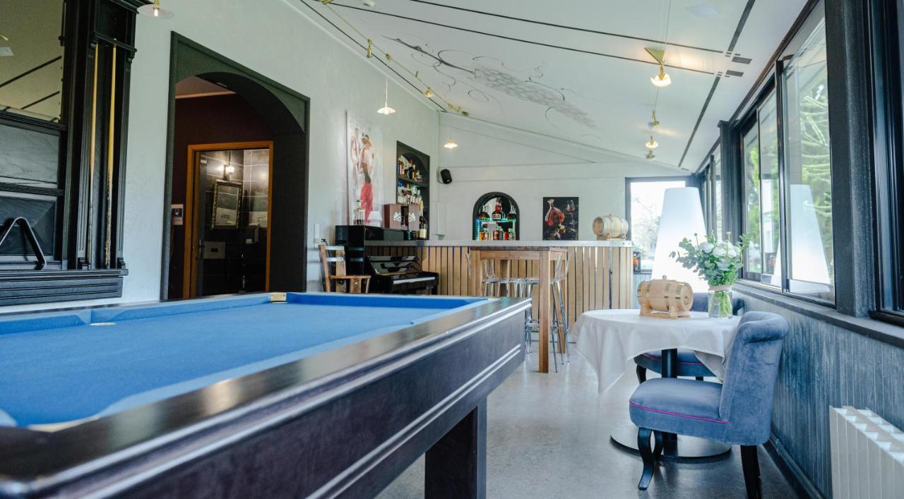 Logis Hotel Restaurant L'Essille Bassac Экстерьер фото